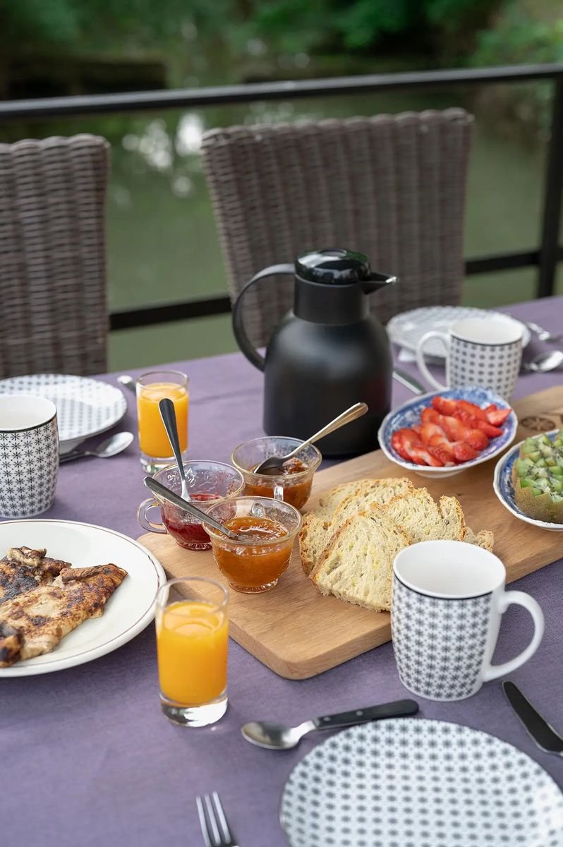 Petit-déjeuner fait maison aux chambres d'hôtes Ô Vieux Moulin à Duras