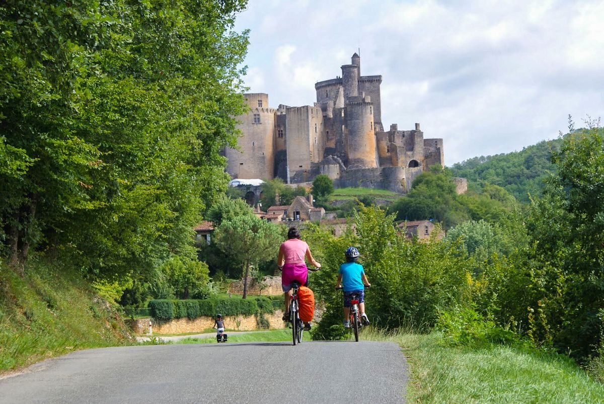 Balade à vélo dans les vignobles du Lot-et-Garonne près de Duras